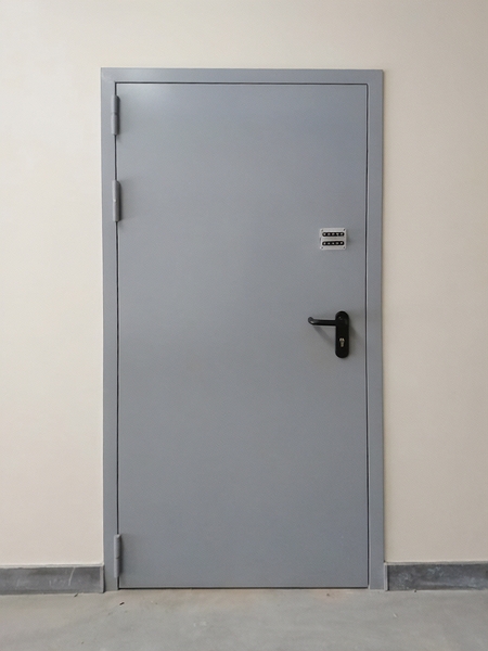 Дверь с кодовым замком