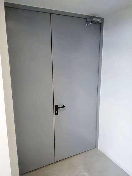 Полуторастворчатая дверь ei-60