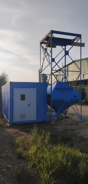 Дверь со стеклом